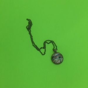 Egyptian design costume necklace light tan